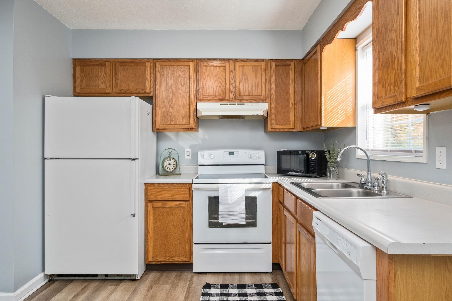 2217 RESERVOIR ST, HARRISONBURG, Virginia 22801, 2 Bedrooms Bedrooms, ,2 BathroomsBathrooms,Residential,Stutzman,2217 RESERVOIR ST,670432 MLS # 670432 2217 RESERVOIR ST, HARRISONBURG, Virginia 22801, 2 Bedrooms Bedrooms, ,2 BathroomsBathrooms,Residential,Stutzman,2217 RESERVOIR ST,670432 MLS # 670432