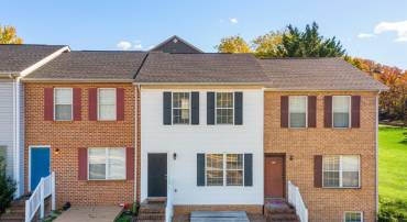 2217 RESERVOIR ST, HARRISONBURG, Virginia 22801, 2 Bedrooms Bedrooms, ,2 BathroomsBathrooms,Residential,Stutzman,2217 RESERVOIR ST,670432 MLS # 670432