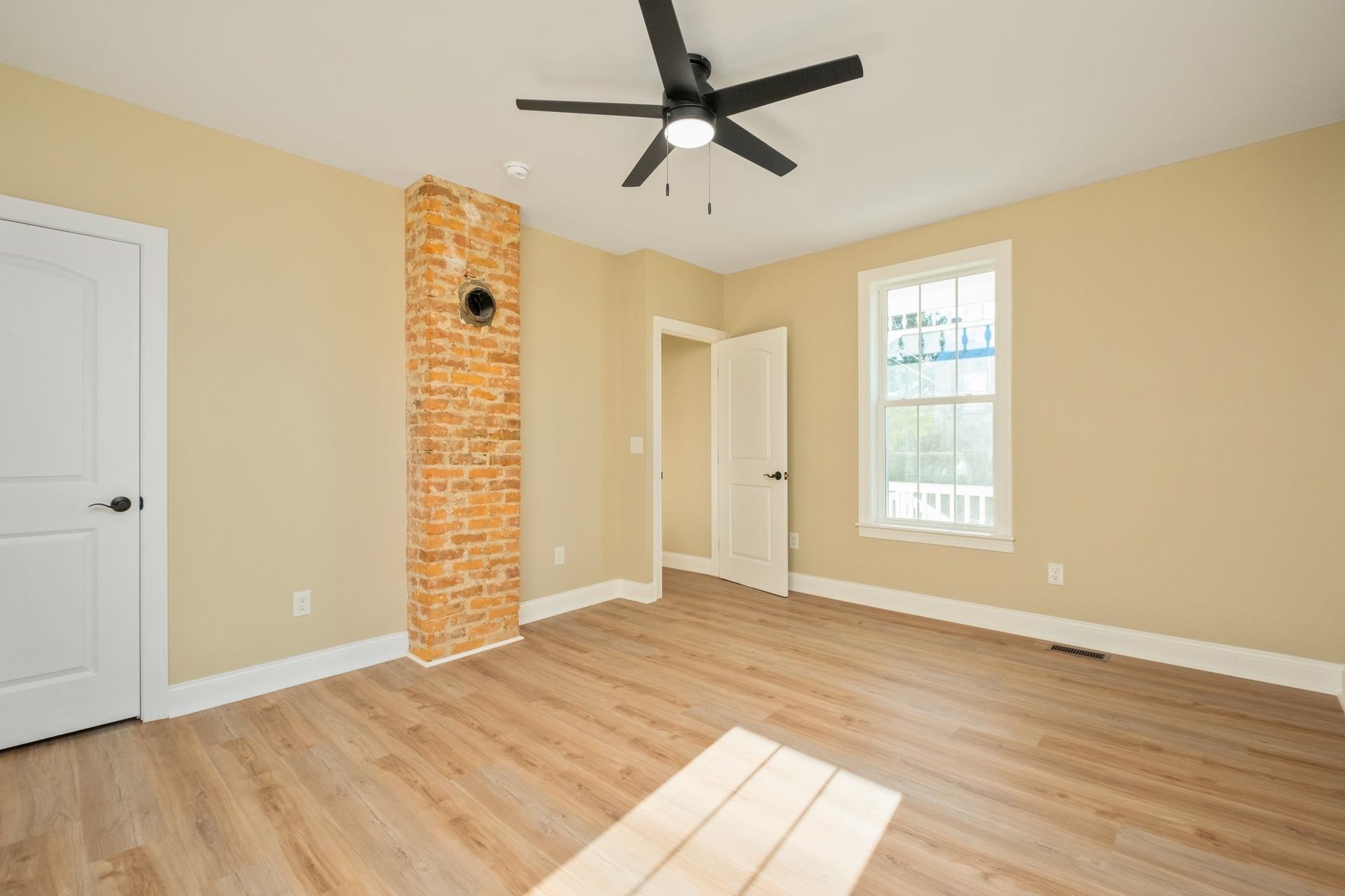 113 MAIN ST, MOUNT CRAWFORD, Virginia 22841, 3 Bedrooms Bedrooms, ,3 BathroomsBathrooms,Residential,Burns,113 MAIN ST,670439 MLS # 670439 113 MAIN ST, MOUNT CRAWFORD, Virginia 22841, 3 Bedrooms Bedrooms, ,3 BathroomsBathrooms,Residential,Burns,113 MAIN ST,670439 MLS # 670439