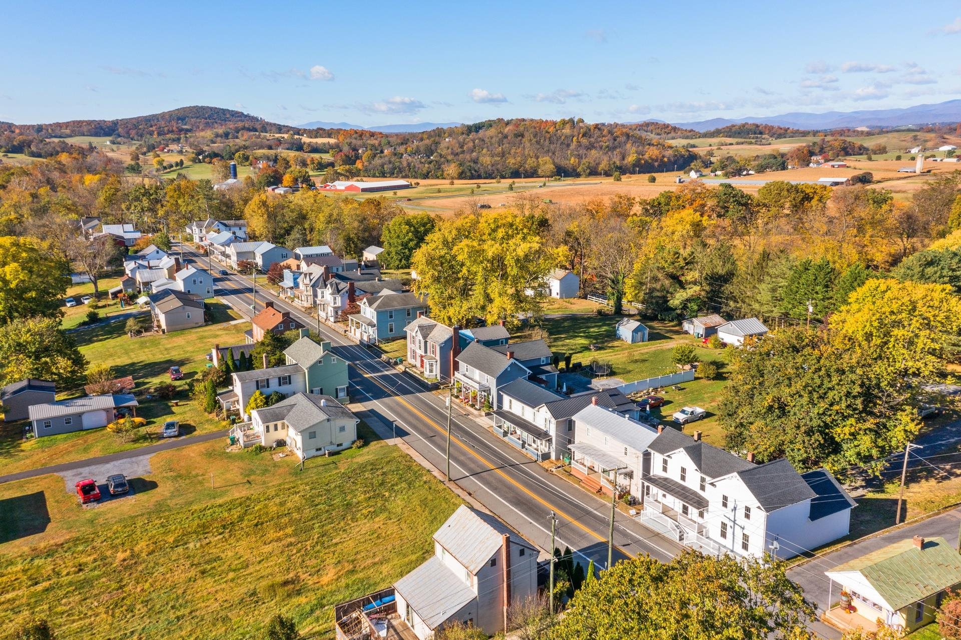 113 MAIN ST, MOUNT CRAWFORD, Virginia 22841, 3 Bedrooms Bedrooms, ,3 BathroomsBathrooms,Residential,Burns,113 MAIN ST,670439 MLS # 670439 113 MAIN ST, MOUNT CRAWFORD, Virginia 22841, 3 Bedrooms Bedrooms, ,3 BathroomsBathrooms,Residential,Burns,113 MAIN ST,670439 MLS # 670439