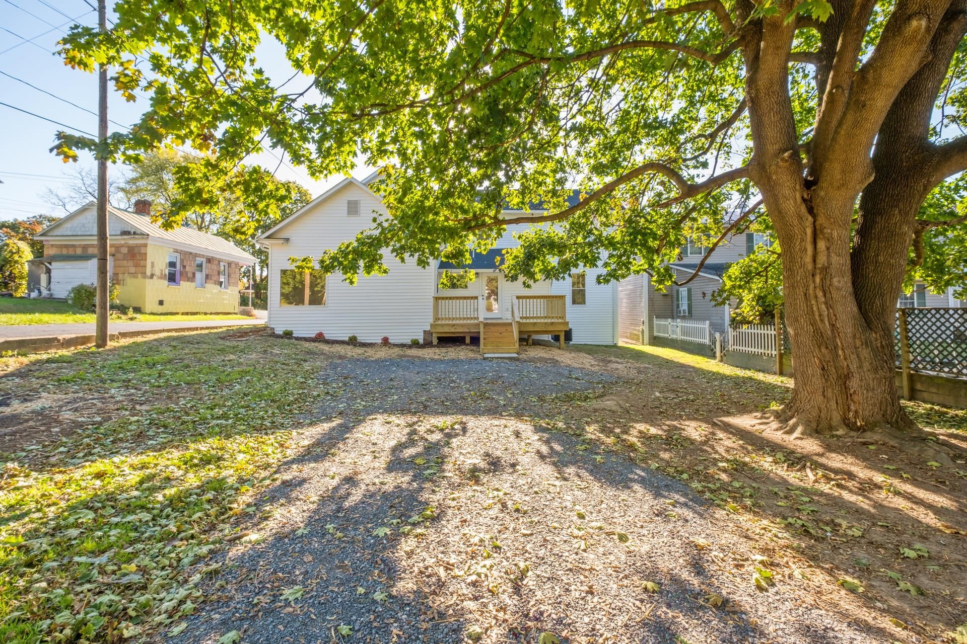113 MAIN ST, MOUNT CRAWFORD, Virginia 22841, 3 Bedrooms Bedrooms, ,3 BathroomsBathrooms,Residential,Burns,113 MAIN ST,670439 MLS # 670439 113 MAIN ST, MOUNT CRAWFORD, Virginia 22841, 3 Bedrooms Bedrooms, ,3 BathroomsBathrooms,Residential,Burns,113 MAIN ST,670439 MLS # 670439