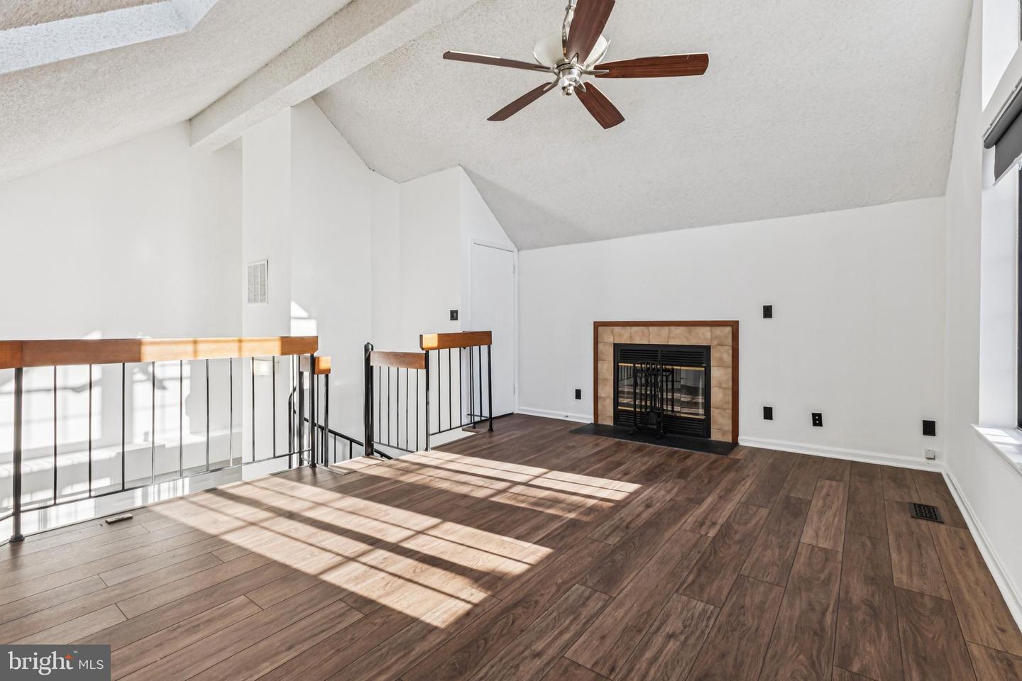 6006-F CURTIER DR #F, ALEXANDRIA, Virginia 22310, 2 Bedrooms Bedrooms, ,2 BathroomsBathrooms,Residential,For sale,6006-F CURTIER DR #F,VAFX2267152 MLS # VAFX2267152 6006-F CURTIER DR #F, ALEXANDRIA, Virginia 22310, 2 Bedrooms Bedrooms, ,2 BathroomsBathrooms,Residential,For sale,6006-F CURTIER DR #F,VAFX2267152 MLS # VAFX2267152
