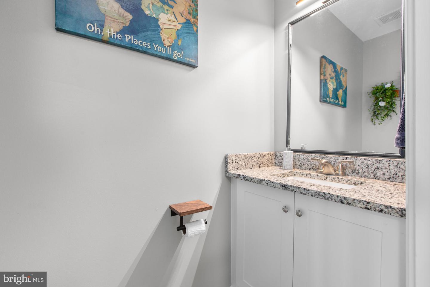 19 COVENTRY CT, FREDERICKSBURG, Virginia 22405, 3 Bedrooms Bedrooms, ,1 BathroomBathrooms,Residential,For sale,19 COVENTRY CT,VAST2042704 MLS # VAST2042704 19 COVENTRY CT, FREDERICKSBURG, Virginia 22405, 3 Bedrooms Bedrooms, ,1 BathroomBathrooms,Residential,For sale,19 COVENTRY CT,VAST2042704 MLS # VAST2042704