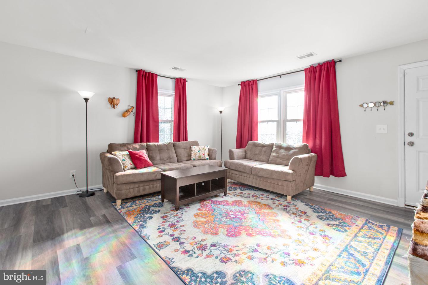 19 COVENTRY CT, FREDERICKSBURG, Virginia 22405, 3 Bedrooms Bedrooms, ,1 BathroomBathrooms,Residential,For sale,19 COVENTRY CT,VAST2042704 MLS # VAST2042704 19 COVENTRY CT, FREDERICKSBURG, Virginia 22405, 3 Bedrooms Bedrooms, ,1 BathroomBathrooms,Residential,For sale,19 COVENTRY CT,VAST2042704 MLS # VAST2042704