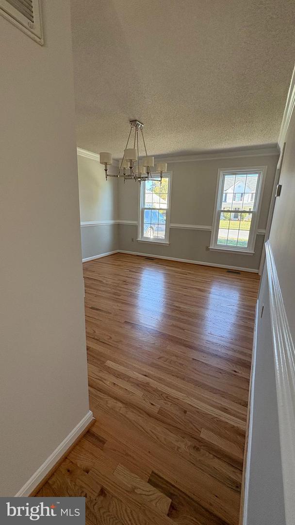 116 BARKWOOD DR, STEPHENS CITY, Virginia 22655, 4 Bedrooms Bedrooms, 15 Rooms Rooms,2 BathroomsBathrooms,Residential,For sale,116 BARKWOOD DR,VAFV2036860 MLS # VAFV2036860 116 BARKWOOD DR, STEPHENS CITY, Virginia 22655, 4 Bedrooms Bedrooms, 15 Rooms Rooms,2 BathroomsBathrooms,Residential,For sale,116 BARKWOOD DR,VAFV2036860 MLS # VAFV2036860