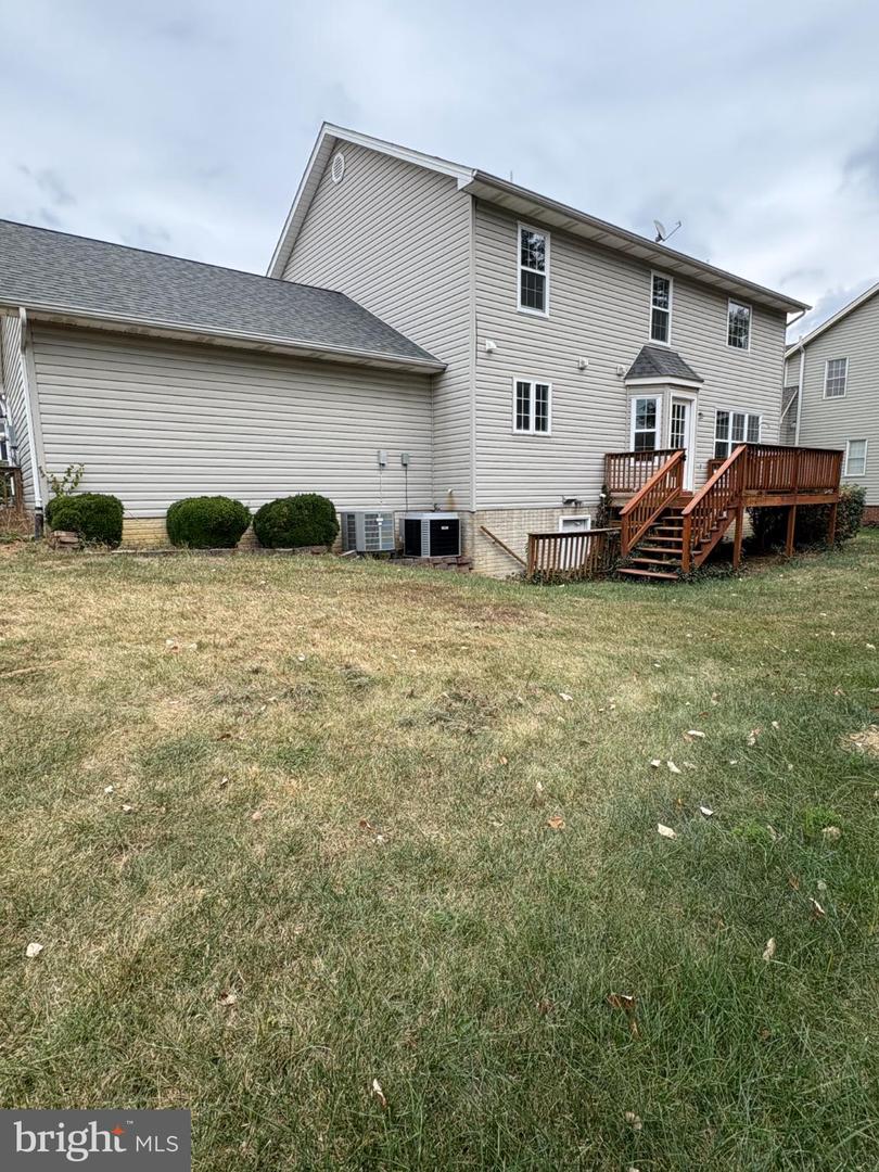 116 BARKWOOD DR, STEPHENS CITY, Virginia 22655, 4 Bedrooms Bedrooms, 15 Rooms Rooms,2 BathroomsBathrooms,Residential,For sale,116 BARKWOOD DR,VAFV2036860 MLS # VAFV2036860 116 BARKWOOD DR, STEPHENS CITY, Virginia 22655, 4 Bedrooms Bedrooms, 15 Rooms Rooms,2 BathroomsBathrooms,Residential,For sale,116 BARKWOOD DR,VAFV2036860 MLS # VAFV2036860
