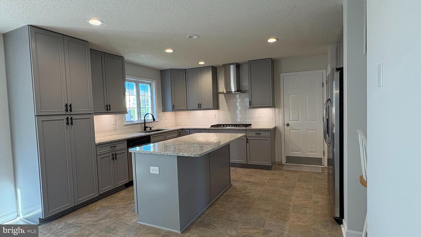 116 BARKWOOD DR, STEPHENS CITY, Virginia 22655, 4 Bedrooms Bedrooms, 15 Rooms Rooms,2 BathroomsBathrooms,Residential,For sale,116 BARKWOOD DR,VAFV2036860 MLS # VAFV2036860 116 BARKWOOD DR, STEPHENS CITY, Virginia 22655, 4 Bedrooms Bedrooms, 15 Rooms Rooms,2 BathroomsBathrooms,Residential,For sale,116 BARKWOOD DR,VAFV2036860 MLS # VAFV2036860