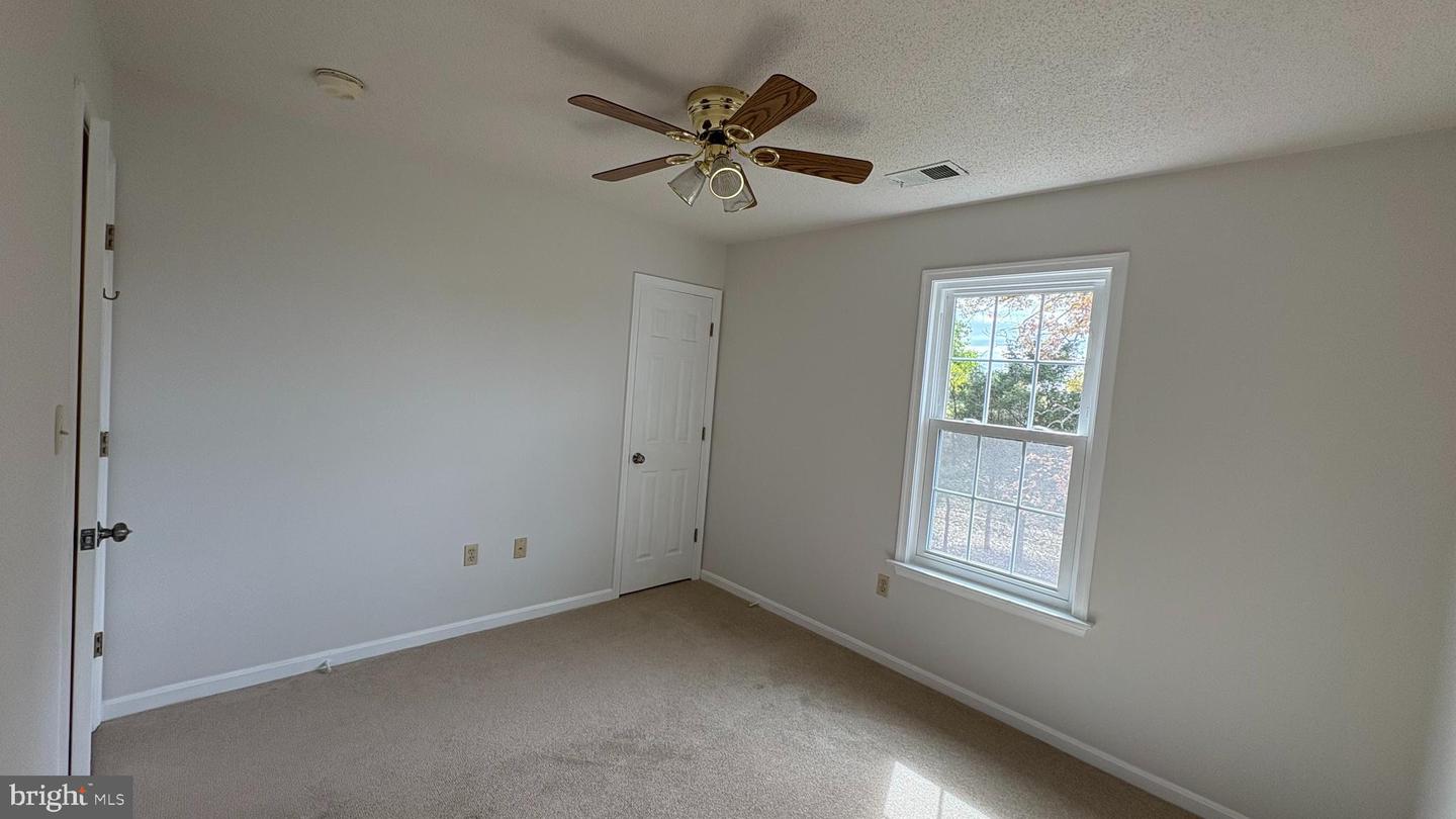 116 BARKWOOD DR, STEPHENS CITY, Virginia 22655, 4 Bedrooms Bedrooms, 15 Rooms Rooms,2 BathroomsBathrooms,Residential,For sale,116 BARKWOOD DR,VAFV2036860 MLS # VAFV2036860 116 BARKWOOD DR, STEPHENS CITY, Virginia 22655, 4 Bedrooms Bedrooms, 15 Rooms Rooms,2 BathroomsBathrooms,Residential,For sale,116 BARKWOOD DR,VAFV2036860 MLS # VAFV2036860