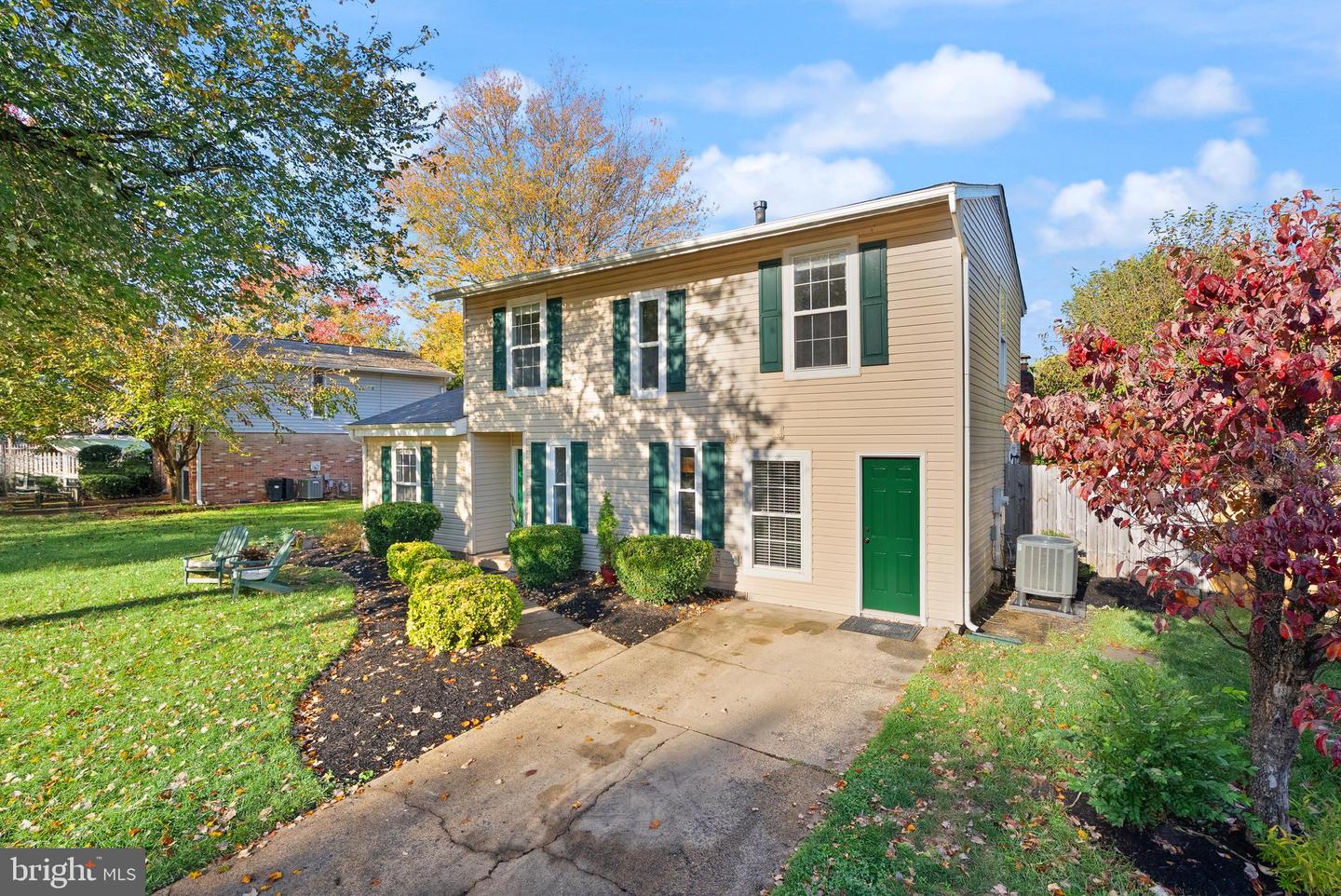 4006 NOVAR DR, CHANTILLY, Virginia 20151, 4 Bedrooms Bedrooms, ,2 BathroomsBathrooms,Residential,For sale,4006 NOVAR DR,VAFX2268096 MLS # VAFX2268096