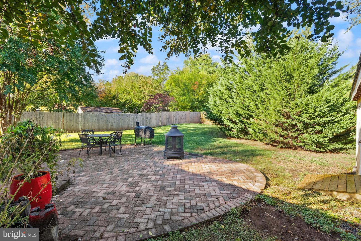 4006 NOVAR DR, CHANTILLY, Virginia 20151, 4 Bedrooms Bedrooms, ,2 BathroomsBathrooms,Residential,For sale,4006 NOVAR DR,VAFX2268096 MLS # VAFX2268096