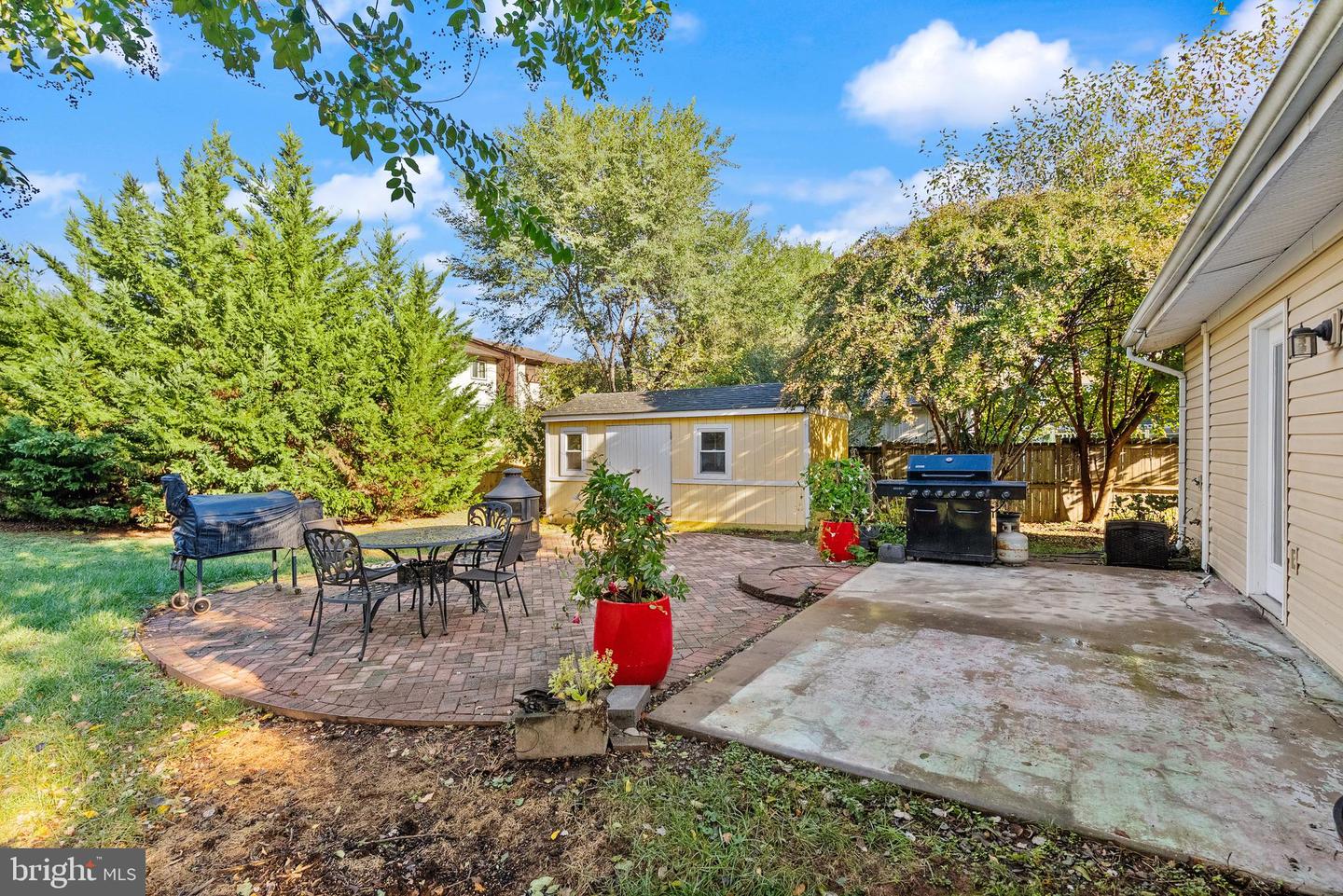 4006 NOVAR DR, CHANTILLY, Virginia 20151, 4 Bedrooms Bedrooms, ,2 BathroomsBathrooms,Residential,For sale,4006 NOVAR DR,VAFX2268096 MLS # VAFX2268096