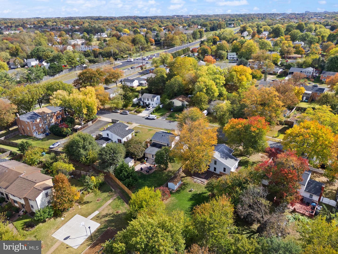 4006 NOVAR DR, CHANTILLY, Virginia 20151, 4 Bedrooms Bedrooms, ,2 BathroomsBathrooms,Residential,For sale,4006 NOVAR DR,VAFX2268096 MLS # VAFX2268096