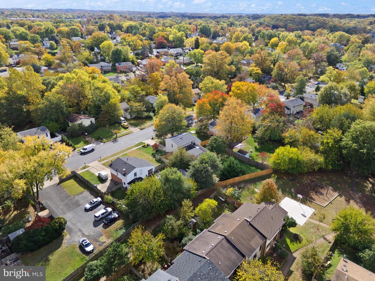 4006 NOVAR DR, CHANTILLY, Virginia 20151, 4 Bedrooms Bedrooms, ,2 BathroomsBathrooms,Residential,For sale,4006 NOVAR DR,VAFX2268096 MLS # VAFX2268096