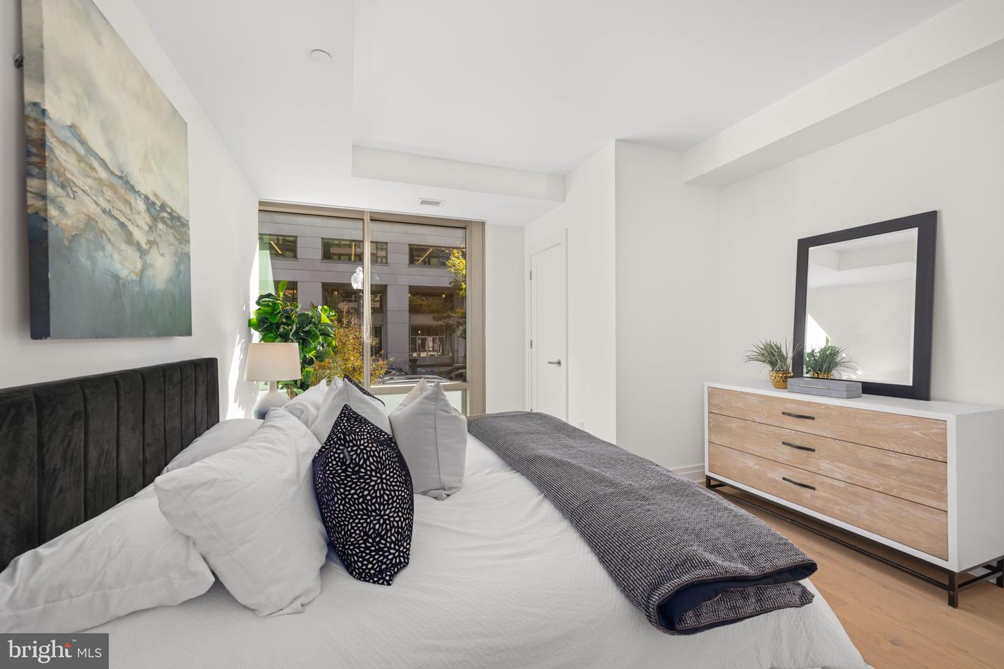 2501 M ST NW #T04, WASHINGTON, District Of Columbia 20037, 2 Bedrooms Bedrooms, ,2 BathroomsBathrooms,Residential,For sale,2501 M ST NW #T04,DCDC2223030 MLS # DCDC2223030 2501 M ST NW #T04, WASHINGTON, District Of Columbia 20037, 2 Bedrooms Bedrooms, ,2 BathroomsBathrooms,Residential,For sale,2501 M ST NW #T04,DCDC2223030 MLS # DCDC2223030