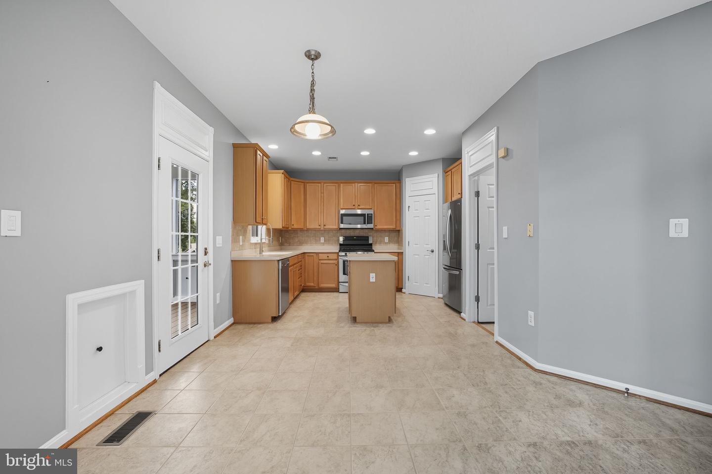 13625 AMERICA DR, BRISTOW, Virginia 20136, 4 Bedrooms Bedrooms, 17 Rooms Rooms,3 BathroomsBathrooms,Residential,For sale,13625 AMERICA DR,VAPW2104368 MLS # VAPW2104368 13625 AMERICA DR, BRISTOW, Virginia 20136, 4 Bedrooms Bedrooms, 17 Rooms Rooms,3 BathroomsBathrooms,Residential,For sale,13625 AMERICA DR,VAPW2104368 MLS # VAPW2104368