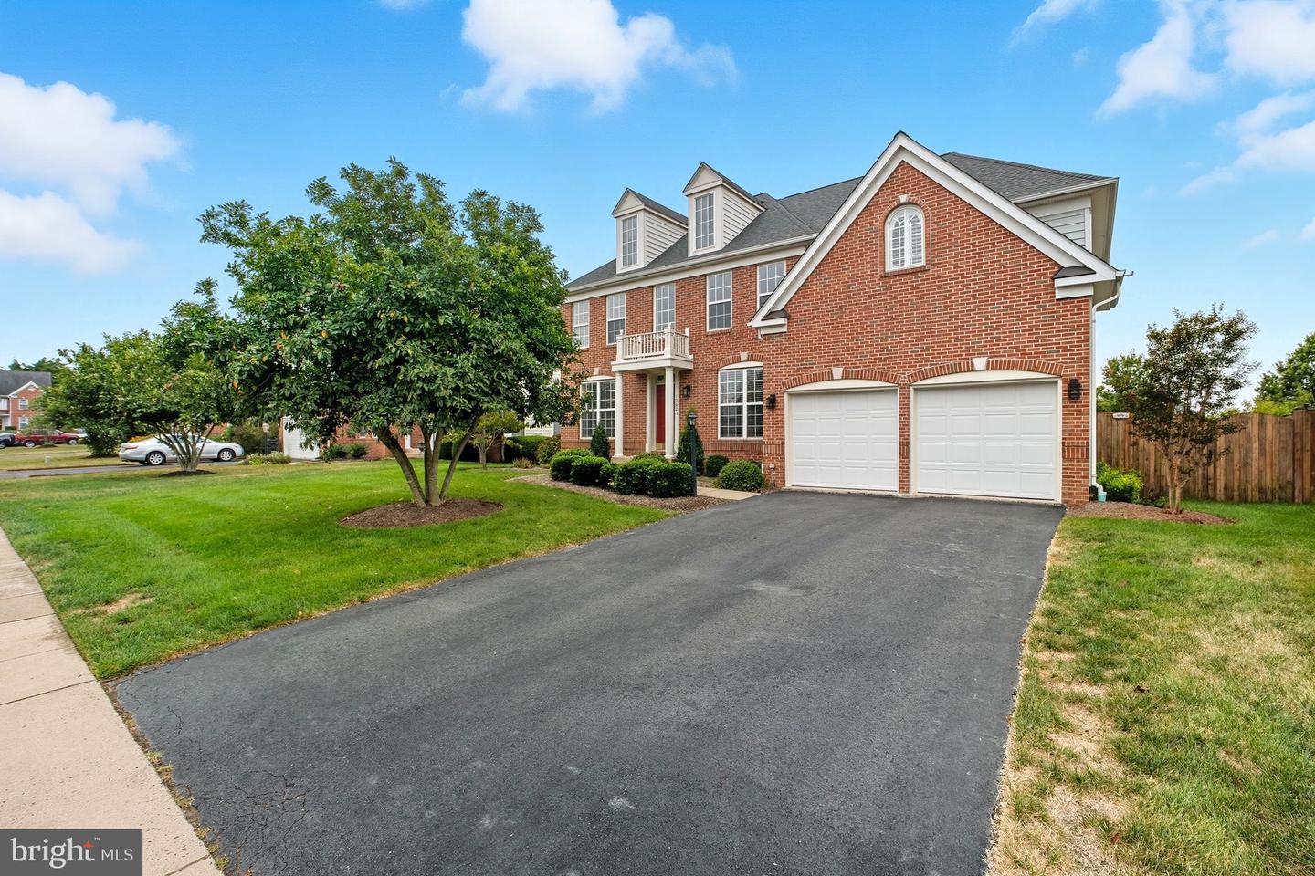 13625 AMERICA DR, BRISTOW, Virginia 20136, 4 Bedrooms Bedrooms, 17 Rooms Rooms,3 BathroomsBathrooms,Residential,For sale,13625 AMERICA DR,VAPW2104368 MLS # VAPW2104368 13625 AMERICA DR, BRISTOW, Virginia 20136, 4 Bedrooms Bedrooms, 17 Rooms Rooms,3 BathroomsBathrooms,Residential,For sale,13625 AMERICA DR,VAPW2104368 MLS # VAPW2104368