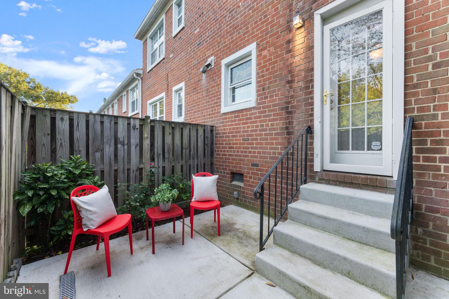 4623 28TH RD S #C, ARLINGTON, Virginia 22206, 2 Bedrooms Bedrooms, ,1 BathroomBathrooms,Residential,For sale,4623 28TH RD S #C,VAAR2063956 MLS # VAAR2063956 4623 28TH RD S #C, ARLINGTON, Virginia 22206, 2 Bedrooms Bedrooms, ,1 BathroomBathrooms,Residential,For sale,4623 28TH RD S #C,VAAR2063956 MLS # VAAR2063956