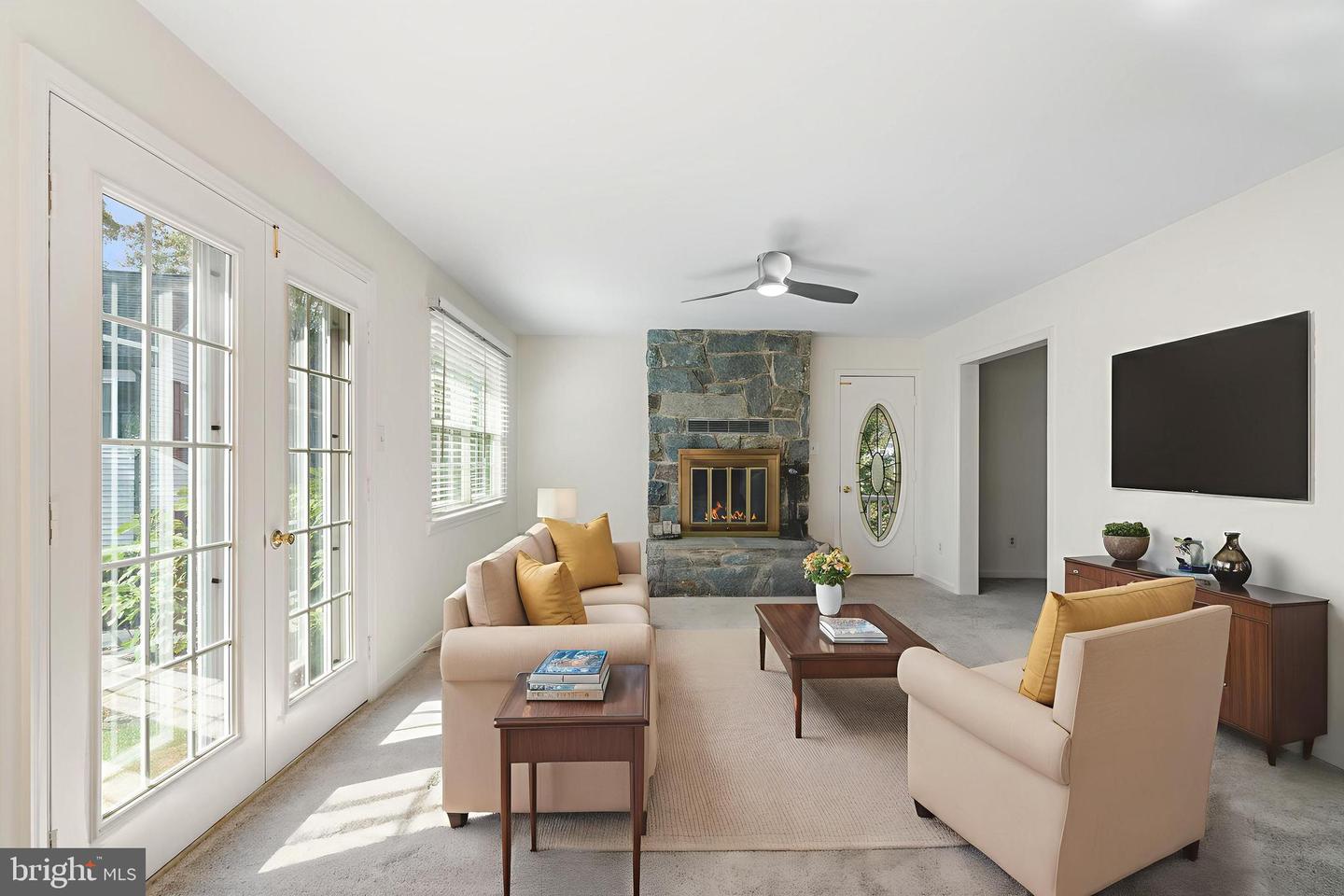 6218 STONEHUNT PL, CLIFTON, Virginia 20124, 4 Bedrooms Bedrooms, ,2 BathroomsBathrooms,Residential,For sale,6218 STONEHUNT PL,VAFX2268978 MLS # VAFX2268978 6218 STONEHUNT PL, CLIFTON, Virginia 20124, 4 Bedrooms Bedrooms, ,2 BathroomsBathrooms,Residential,For sale,6218 STONEHUNT PL,VAFX2268978 MLS # VAFX2268978