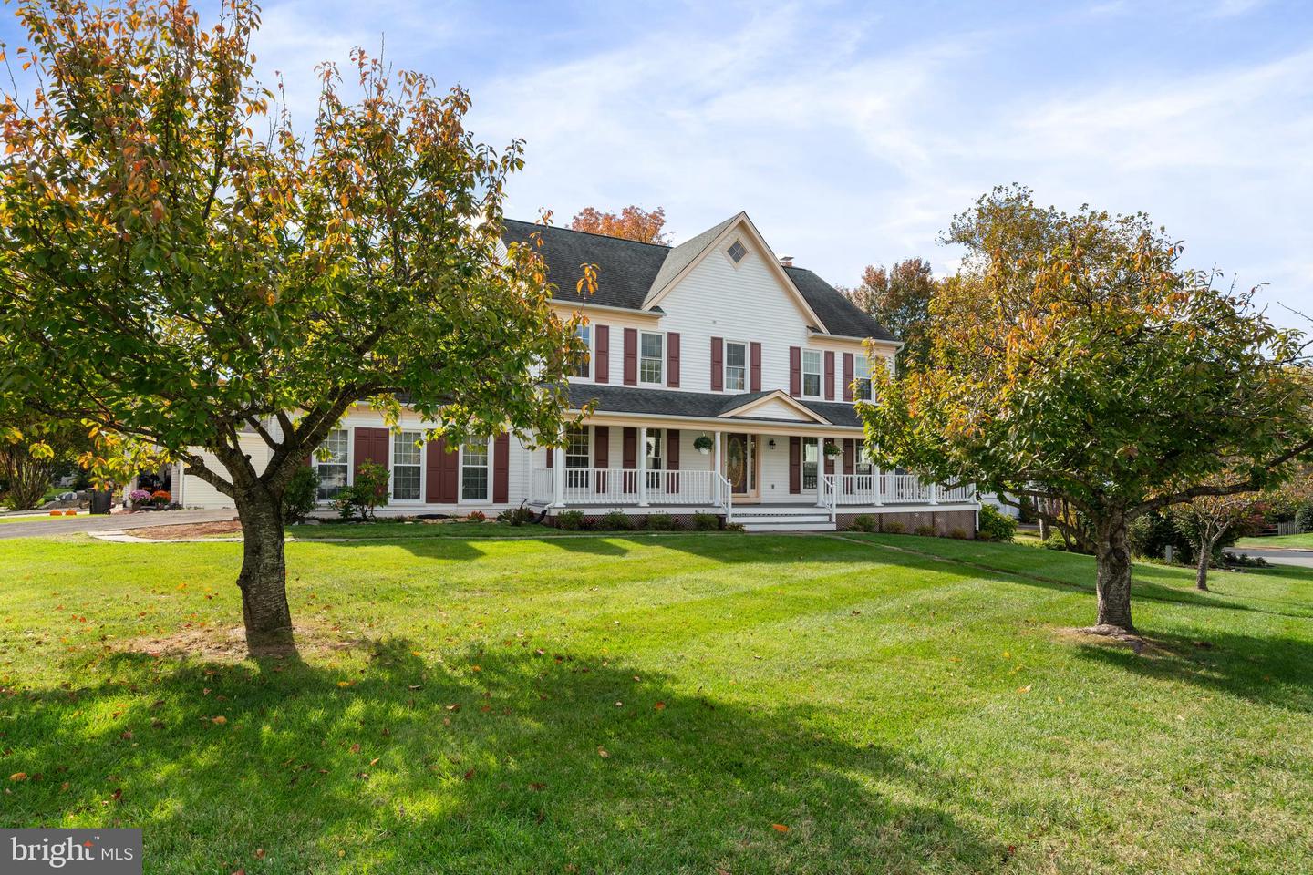 6218 STONEHUNT PL, CLIFTON, Virginia 20124, 4 Bedrooms Bedrooms, ,2 BathroomsBathrooms,Residential,For sale,6218 STONEHUNT PL,VAFX2268978 MLS # VAFX2268978 6218 STONEHUNT PL, CLIFTON, Virginia 20124, 4 Bedrooms Bedrooms, ,2 BathroomsBathrooms,Residential,For sale,6218 STONEHUNT PL,VAFX2268978 MLS # VAFX2268978
