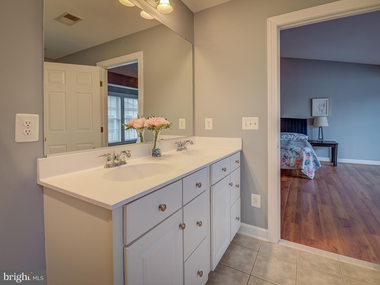 8410 CHAUCER HOUSE CT, LORTON, Virginia 22079, 4 Bedrooms Bedrooms, ,3 BathroomsBathrooms,Residential,For sale,8410 CHAUCER HOUSE CT,VAFX2268240 MLS # VAFX2268240 8410 CHAUCER HOUSE CT, LORTON, Virginia 22079, 4 Bedrooms Bedrooms, ,3 BathroomsBathrooms,Residential,For sale,8410 CHAUCER HOUSE CT,VAFX2268240 MLS # VAFX2268240