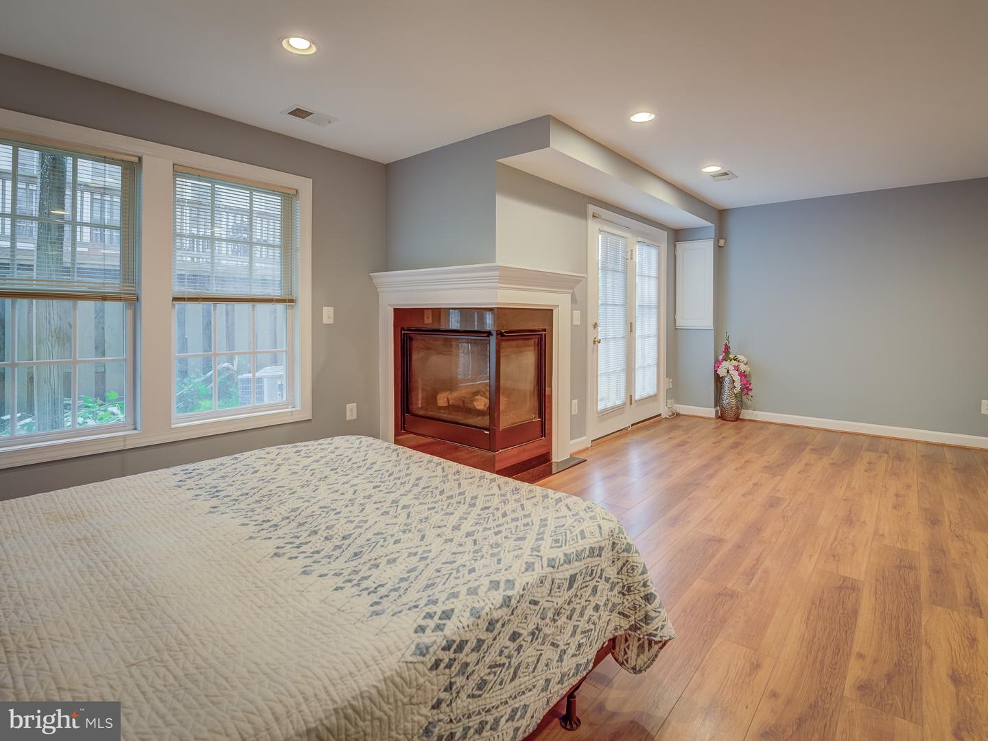 8410 CHAUCER HOUSE CT, LORTON, Virginia 22079, 4 Bedrooms Bedrooms, ,3 BathroomsBathrooms,Residential,For sale,8410 CHAUCER HOUSE CT,VAFX2268240 MLS # VAFX2268240 8410 CHAUCER HOUSE CT, LORTON, Virginia 22079, 4 Bedrooms Bedrooms, ,3 BathroomsBathrooms,Residential,For sale,8410 CHAUCER HOUSE CT,VAFX2268240 MLS # VAFX2268240