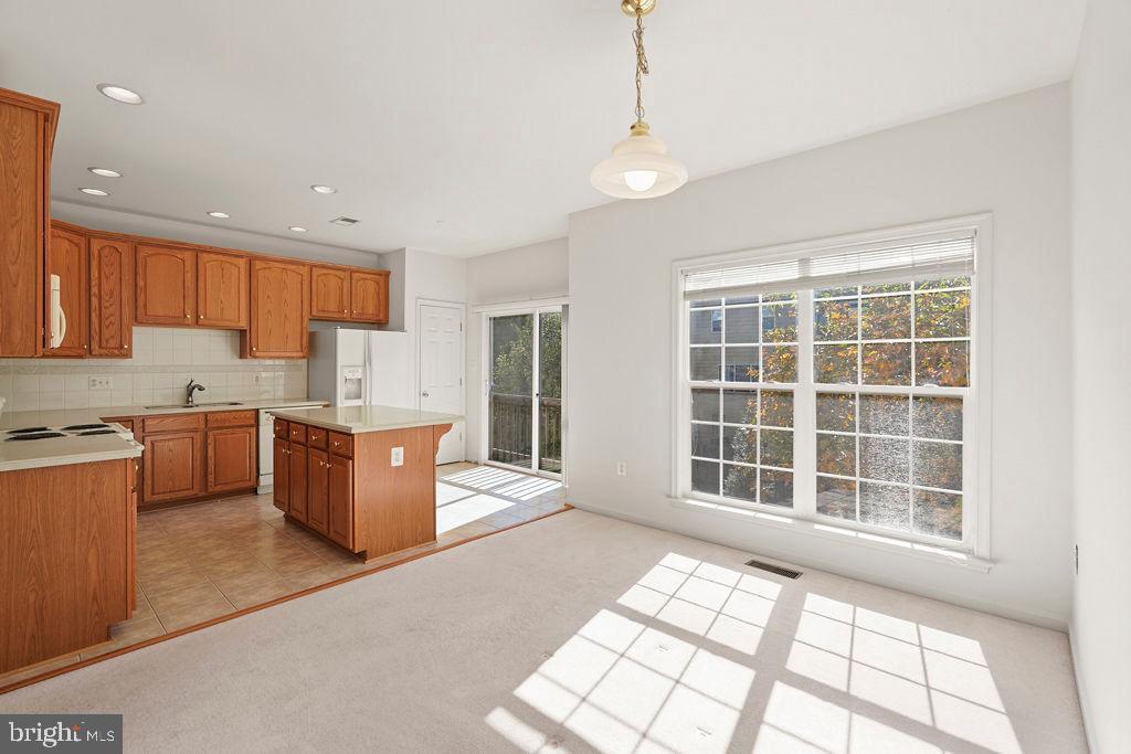 8256 SHANNONS LANDING WAY, LORTON, Virginia 22079, 3 Bedrooms Bedrooms, 11 Rooms Rooms,2 BathroomsBathrooms,Residential,For sale,8256 SHANNONS LANDING WAY,VAFX2268606 MLS # VAFX2268606 8256 SHANNONS LANDING WAY, LORTON, Virginia 22079, 3 Bedrooms Bedrooms, 11 Rooms Rooms,2 BathroomsBathrooms,Residential,For sale,8256 SHANNONS LANDING WAY,VAFX2268606 MLS # VAFX2268606