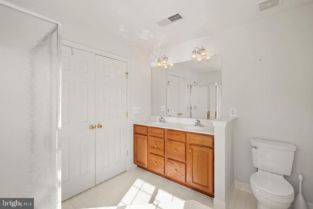 8256 SHANNONS LANDING WAY, LORTON, Virginia 22079, 3 Bedrooms Bedrooms, 11 Rooms Rooms,2 BathroomsBathrooms,Residential,For sale,8256 SHANNONS LANDING WAY,VAFX2268606 MLS # VAFX2268606 8256 SHANNONS LANDING WAY, LORTON, Virginia 22079, 3 Bedrooms Bedrooms, 11 Rooms Rooms,2 BathroomsBathrooms,Residential,For sale,8256 SHANNONS LANDING WAY,VAFX2268606 MLS # VAFX2268606