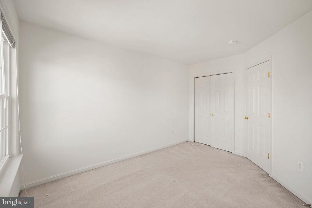 8256 SHANNONS LANDING WAY, LORTON, Virginia 22079, 3 Bedrooms Bedrooms, 11 Rooms Rooms,2 BathroomsBathrooms,Residential,For sale,8256 SHANNONS LANDING WAY,VAFX2268606 MLS # VAFX2268606 8256 SHANNONS LANDING WAY, LORTON, Virginia 22079, 3 Bedrooms Bedrooms, 11 Rooms Rooms,2 BathroomsBathrooms,Residential,For sale,8256 SHANNONS LANDING WAY,VAFX2268606 MLS # VAFX2268606
