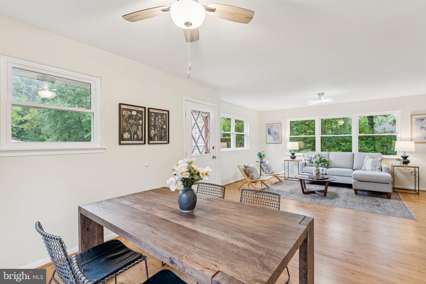 12802 VALLEYWOOD DR, WOODBRIDGE, Virginia 22192, 3 Bedrooms Bedrooms, ,3 BathroomsBathrooms,Residential,For sale,12802 VALLEYWOOD DR,VAPW2104430 MLS # VAPW2104430