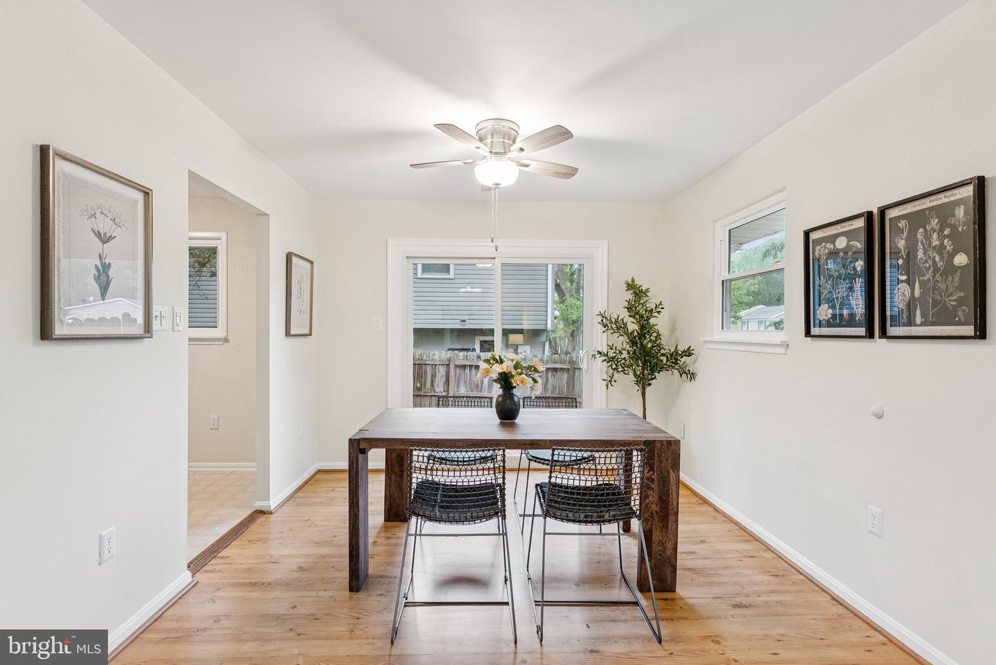12802 VALLEYWOOD DR, WOODBRIDGE, Virginia 22192, 3 Bedrooms Bedrooms, ,3 BathroomsBathrooms,Residential,For sale,12802 VALLEYWOOD DR,VAPW2104430 MLS # VAPW2104430