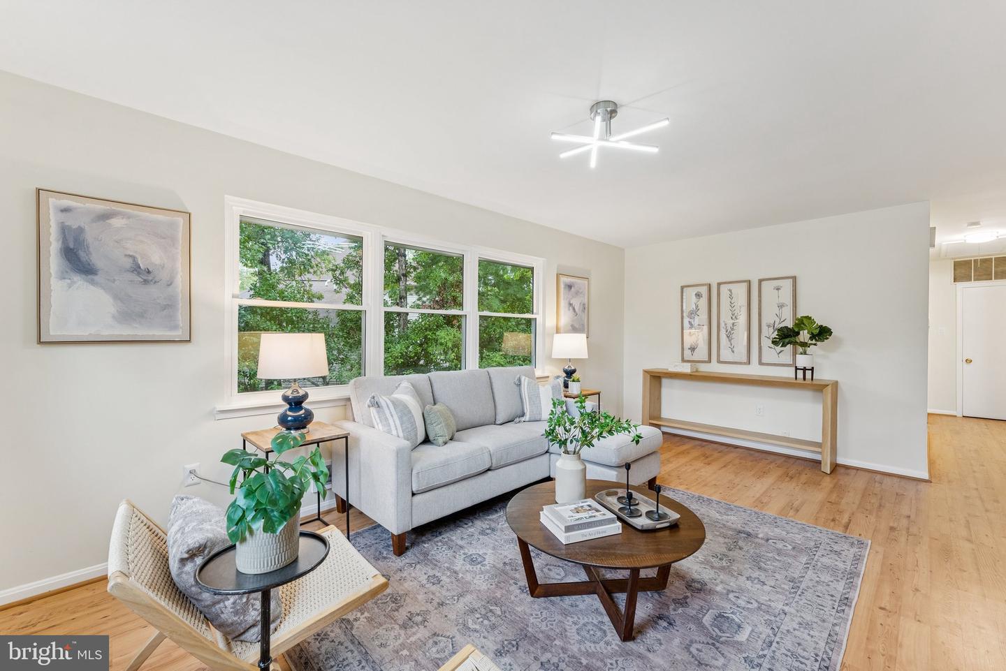 12802 VALLEYWOOD DR, WOODBRIDGE, Virginia 22192, 3 Bedrooms Bedrooms, ,3 BathroomsBathrooms,Residential,For sale,12802 VALLEYWOOD DR,VAPW2104430 MLS # VAPW2104430
