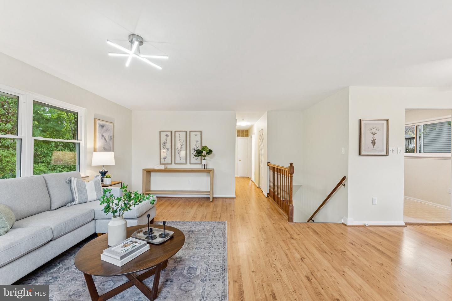 12802 VALLEYWOOD DR, WOODBRIDGE, Virginia 22192, 3 Bedrooms Bedrooms, ,3 BathroomsBathrooms,Residential,For sale,12802 VALLEYWOOD DR,VAPW2104430 MLS # VAPW2104430