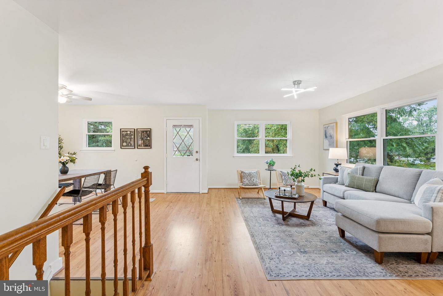 12802 VALLEYWOOD DR, WOODBRIDGE, Virginia 22192, 3 Bedrooms Bedrooms, ,3 BathroomsBathrooms,Residential,For sale,12802 VALLEYWOOD DR,VAPW2104430 MLS # VAPW2104430