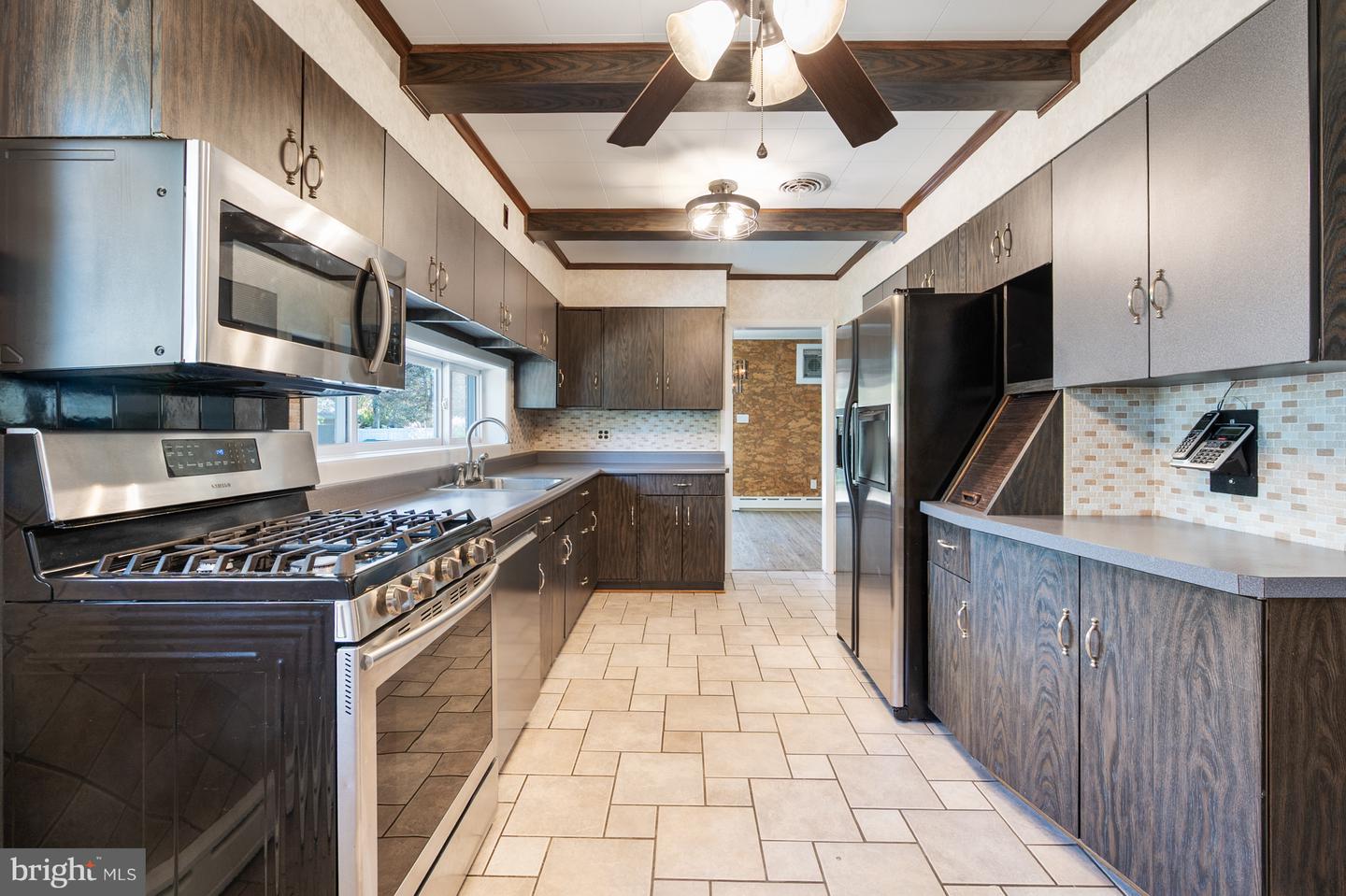 8917 LINTON LN, ALEXANDRIA, Virginia 22308, 3 Bedrooms Bedrooms, ,2 BathroomsBathrooms,Residential,For sale,8917 LINTON LN,VAFX2268506 MLS # VAFX2268506 8917 LINTON LN, ALEXANDRIA, Virginia 22308, 3 Bedrooms Bedrooms, ,2 BathroomsBathrooms,Residential,For sale,8917 LINTON LN,VAFX2268506 MLS # VAFX2268506