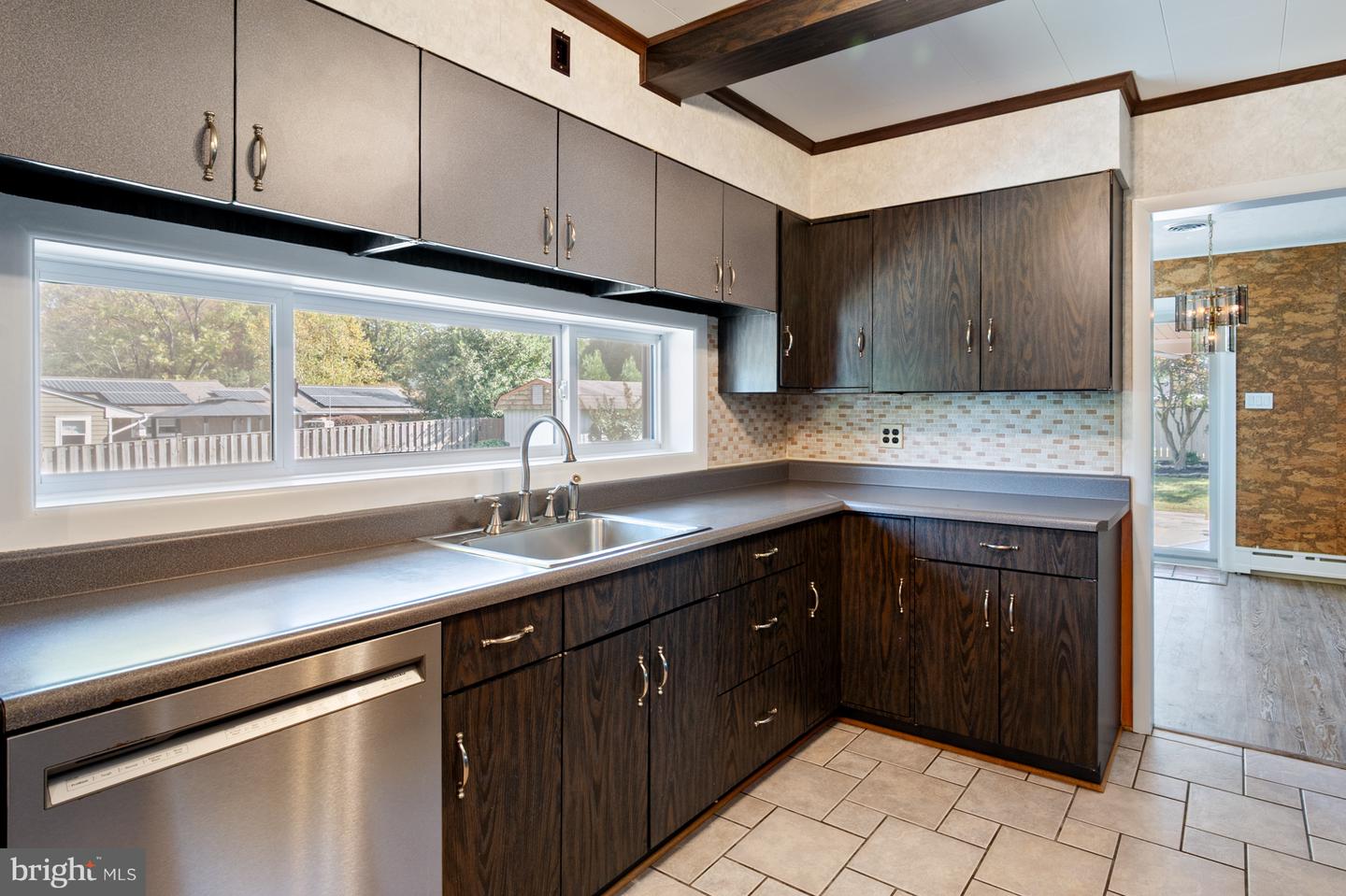 8917 LINTON LN, ALEXANDRIA, Virginia 22308, 3 Bedrooms Bedrooms, ,2 BathroomsBathrooms,Residential,For sale,8917 LINTON LN,VAFX2268506 MLS # VAFX2268506 8917 LINTON LN, ALEXANDRIA, Virginia 22308, 3 Bedrooms Bedrooms, ,2 BathroomsBathrooms,Residential,For sale,8917 LINTON LN,VAFX2268506 MLS # VAFX2268506