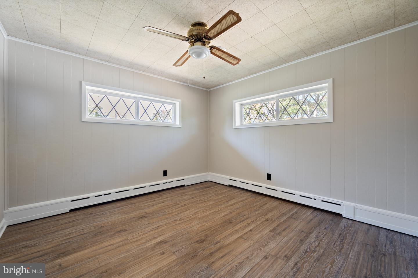 8917 LINTON LN, ALEXANDRIA, Virginia 22308, 3 Bedrooms Bedrooms, ,2 BathroomsBathrooms,Residential,For sale,8917 LINTON LN,VAFX2268506 MLS # VAFX2268506 8917 LINTON LN, ALEXANDRIA, Virginia 22308, 3 Bedrooms Bedrooms, ,2 BathroomsBathrooms,Residential,For sale,8917 LINTON LN,VAFX2268506 MLS # VAFX2268506