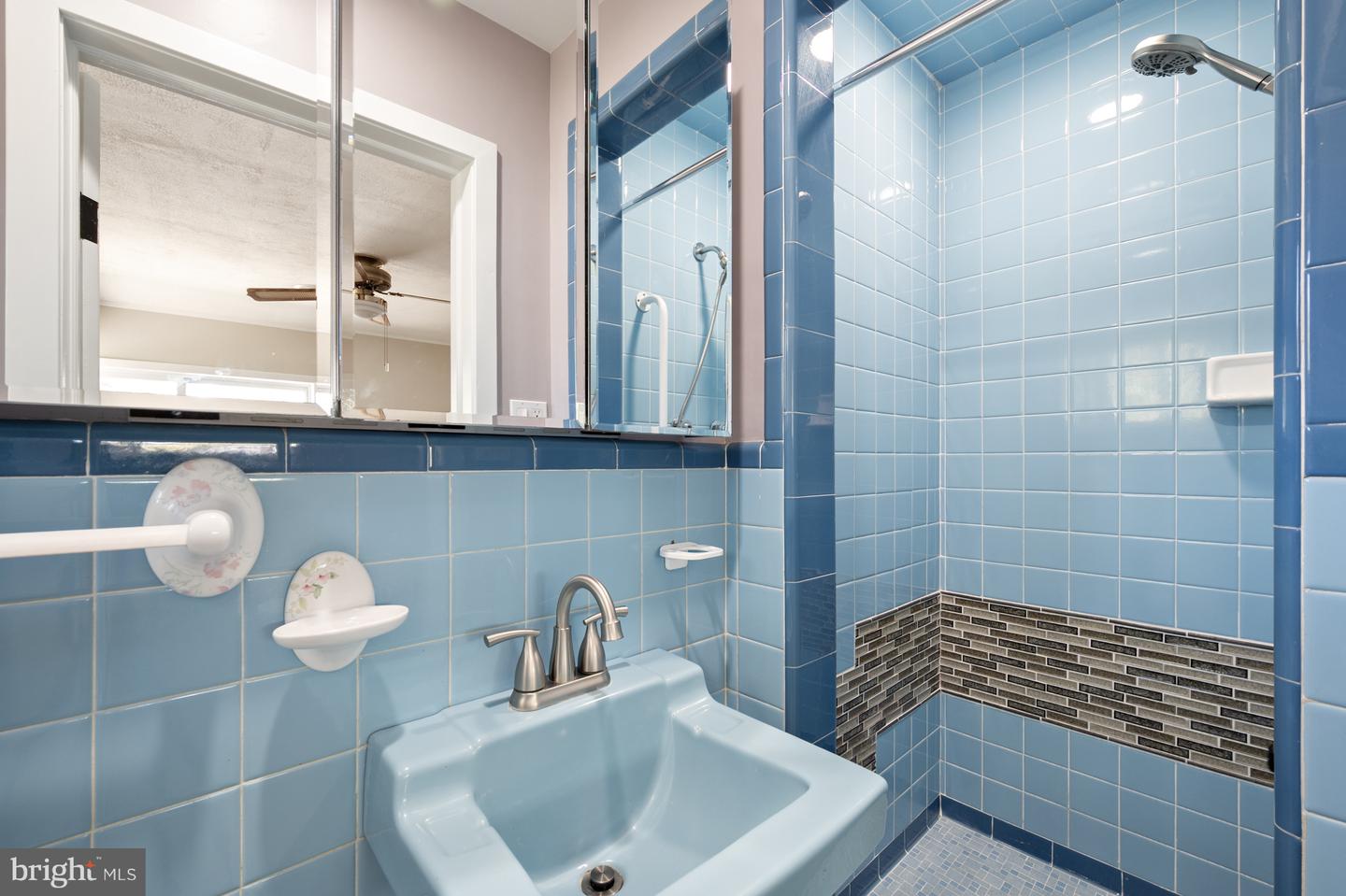 8917 LINTON LN, ALEXANDRIA, Virginia 22308, 3 Bedrooms Bedrooms, ,2 BathroomsBathrooms,Residential,For sale,8917 LINTON LN,VAFX2268506 MLS # VAFX2268506 8917 LINTON LN, ALEXANDRIA, Virginia 22308, 3 Bedrooms Bedrooms, ,2 BathroomsBathrooms,Residential,For sale,8917 LINTON LN,VAFX2268506 MLS # VAFX2268506