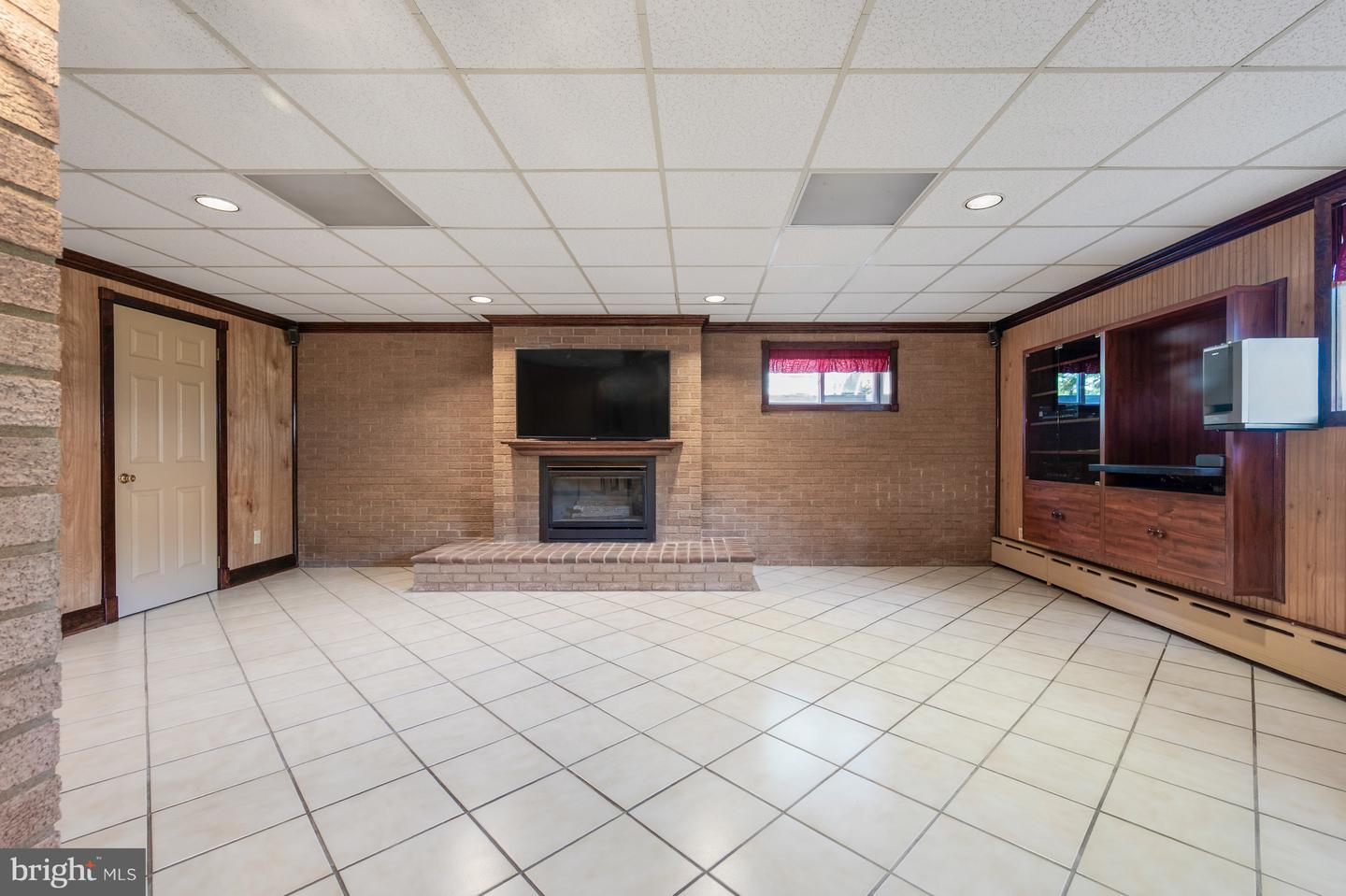 8917 LINTON LN, ALEXANDRIA, Virginia 22308, 3 Bedrooms Bedrooms, ,2 BathroomsBathrooms,Residential,For sale,8917 LINTON LN,VAFX2268506 MLS # VAFX2268506 8917 LINTON LN, ALEXANDRIA, Virginia 22308, 3 Bedrooms Bedrooms, ,2 BathroomsBathrooms,Residential,For sale,8917 LINTON LN,VAFX2268506 MLS # VAFX2268506