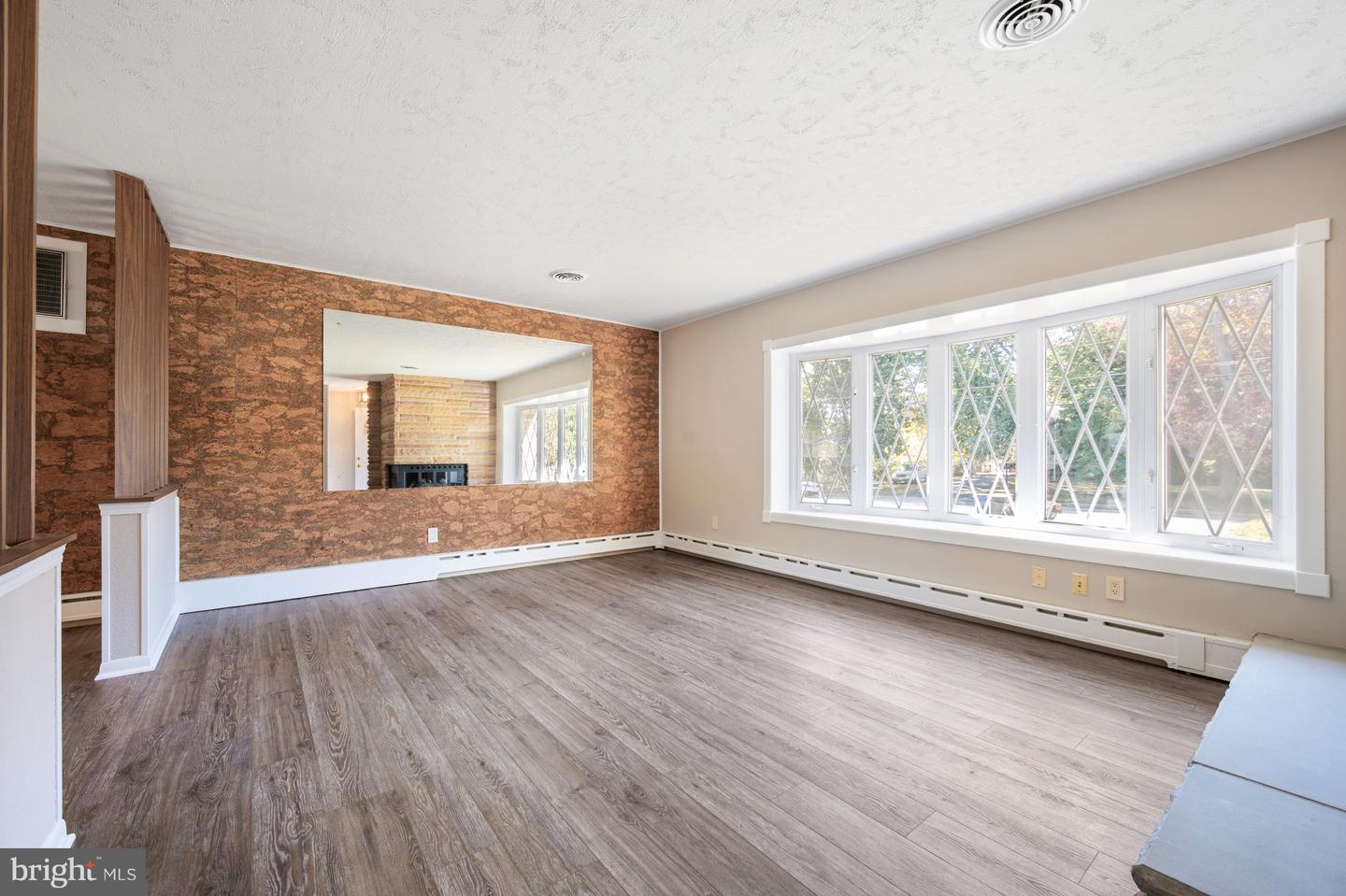 8917 LINTON LN, ALEXANDRIA, Virginia 22308, 3 Bedrooms Bedrooms, ,2 BathroomsBathrooms,Residential,For sale,8917 LINTON LN,VAFX2268506 MLS # VAFX2268506 8917 LINTON LN, ALEXANDRIA, Virginia 22308, 3 Bedrooms Bedrooms, ,2 BathroomsBathrooms,Residential,For sale,8917 LINTON LN,VAFX2268506 MLS # VAFX2268506