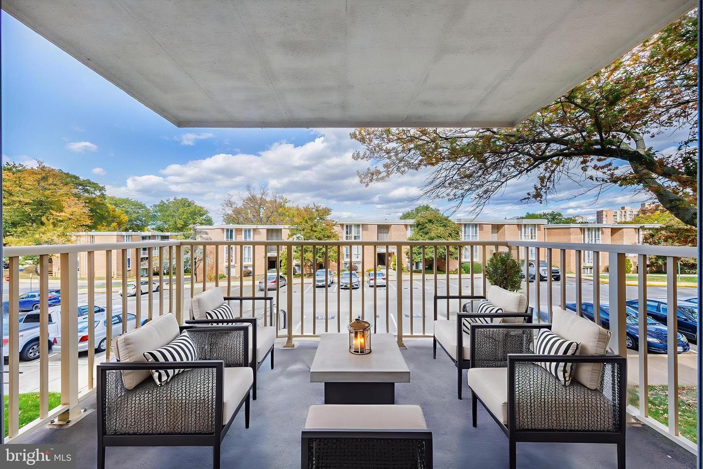 2630 WAGON DR #294, ALEXANDRIA, Virginia 22303, 2 Bedrooms Bedrooms, ,1 BathroomBathrooms,Residential,For sale,2630 WAGON DR #294,VAFX2269392 MLS # VAFX2269392