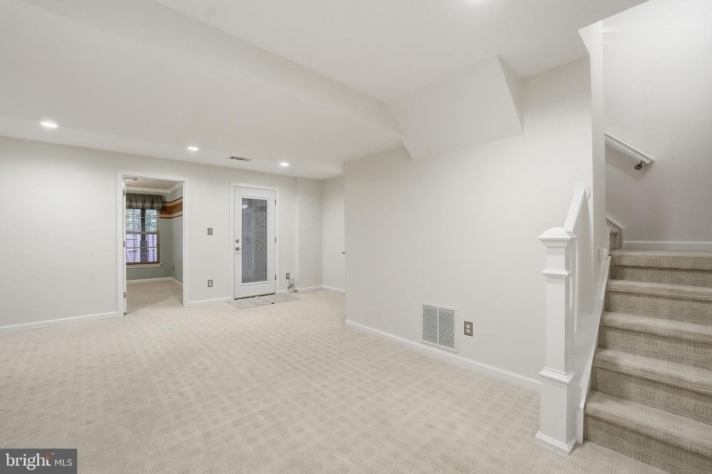 15739 VIEWPOINT CIR, DUMFRIES, Virginia 22025, 4 Bedrooms Bedrooms, ,2 BathroomsBathrooms,Residential,For sale,15739 VIEWPOINT CIR,VAPW2104928 MLS # VAPW2104928 15739 VIEWPOINT CIR, DUMFRIES, Virginia 22025, 4 Bedrooms Bedrooms, ,2 BathroomsBathrooms,Residential,For sale,15739 VIEWPOINT CIR,VAPW2104928 MLS # VAPW2104928