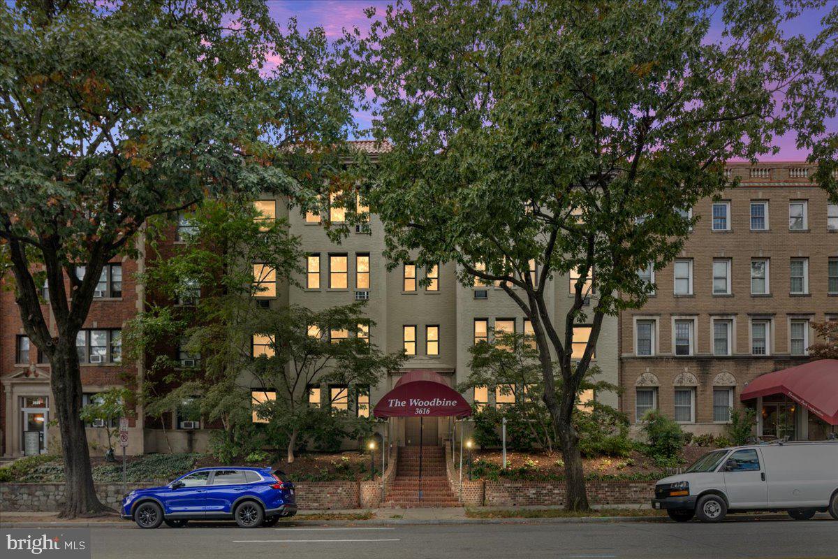 3616 CONNECTICUT AVE NW #207, WASHINGTON, District Of Columbia 20008, 1 Bedroom Bedrooms, ,1 BathroomBathrooms,Residential,For sale,3616 CONNECTICUT AVE NW #207,DCDC2224788 MLS # DCDC2224788