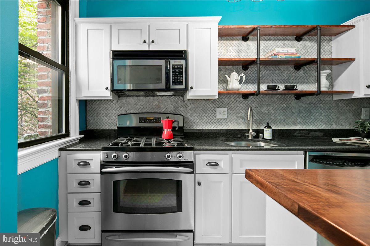 3616 CONNECTICUT AVE NW #207, WASHINGTON, District Of Columbia 20008, 1 Bedroom Bedrooms, ,1 BathroomBathrooms,Residential,For sale,3616 CONNECTICUT AVE NW #207,DCDC2224788 MLS # DCDC2224788