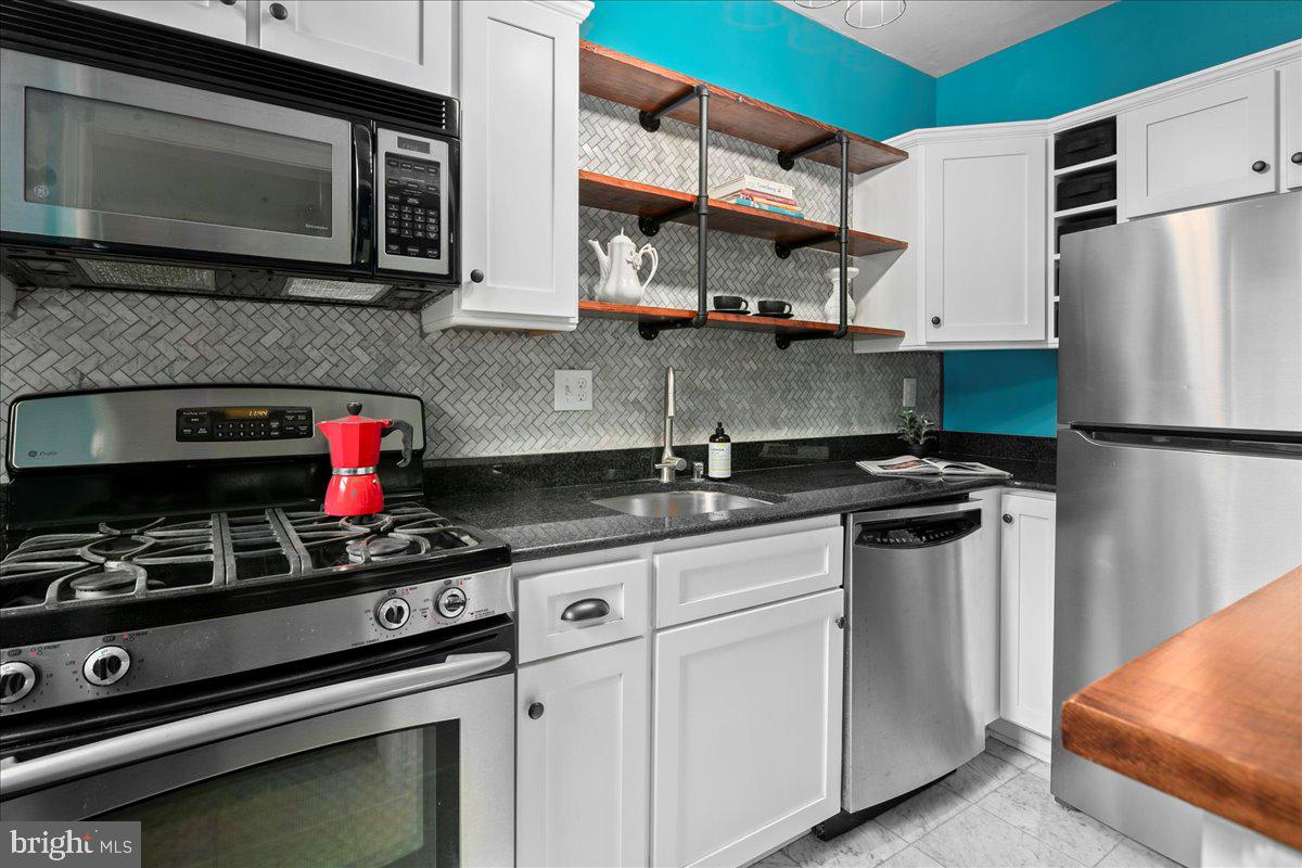 3616 CONNECTICUT AVE NW #207, WASHINGTON, District Of Columbia 20008, 1 Bedroom Bedrooms, ,1 BathroomBathrooms,Residential,For sale,3616 CONNECTICUT AVE NW #207,DCDC2224788 MLS # DCDC2224788