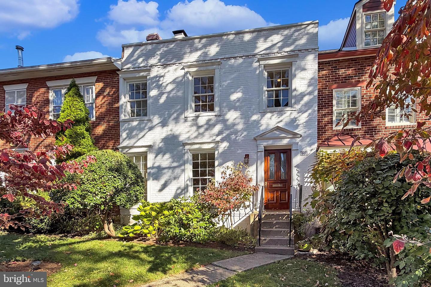 805 GREEN ST, ALEXANDRIA, Virginia 22314, 4 Bedrooms Bedrooms, ,3 BathroomsBathrooms,Residential,For sale,805 GREEN ST,VAAX2050342 MLS # VAAX2050342 805 GREEN ST, ALEXANDRIA, Virginia 22314, 4 Bedrooms Bedrooms, ,3 BathroomsBathrooms,Residential,For sale,805 GREEN ST,VAAX2050342 MLS # VAAX2050342