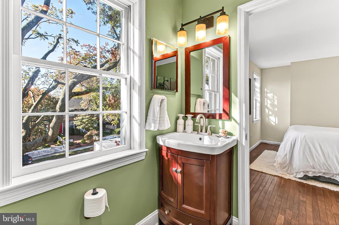 805 GREEN ST, ALEXANDRIA, Virginia 22314, 4 Bedrooms Bedrooms, ,3 BathroomsBathrooms,Residential,For sale,805 GREEN ST,VAAX2050342 MLS # VAAX2050342 805 GREEN ST, ALEXANDRIA, Virginia 22314, 4 Bedrooms Bedrooms, ,3 BathroomsBathrooms,Residential,For sale,805 GREEN ST,VAAX2050342 MLS # VAAX2050342