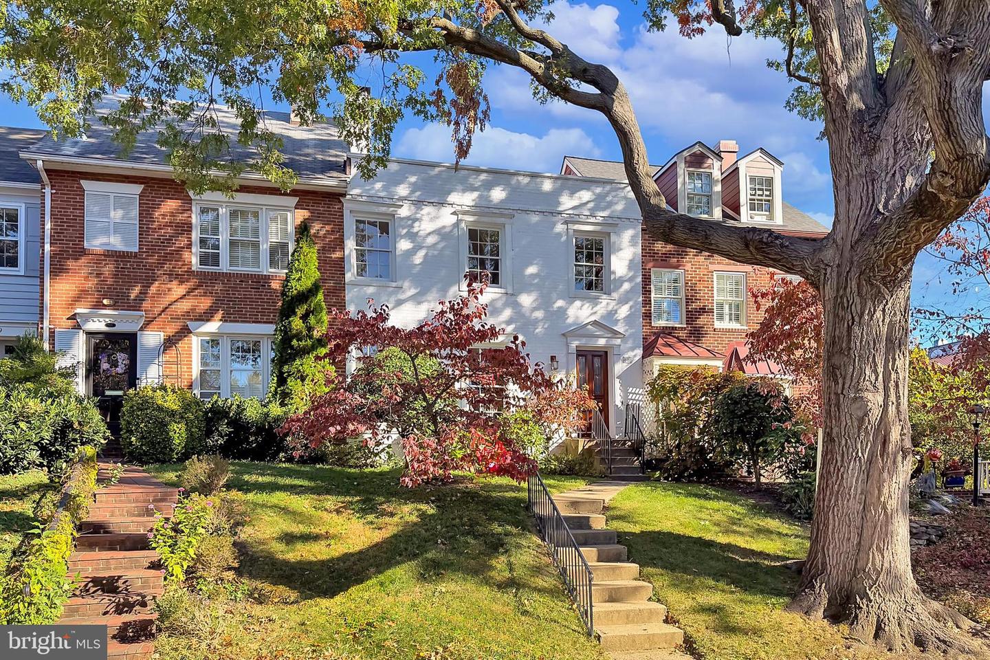 805 GREEN ST, ALEXANDRIA, Virginia 22314, 4 Bedrooms Bedrooms, ,3 BathroomsBathrooms,Residential,For sale,805 GREEN ST,VAAX2050342 MLS # VAAX2050342 805 GREEN ST, ALEXANDRIA, Virginia 22314, 4 Bedrooms Bedrooms, ,3 BathroomsBathrooms,Residential,For sale,805 GREEN ST,VAAX2050342 MLS # VAAX2050342