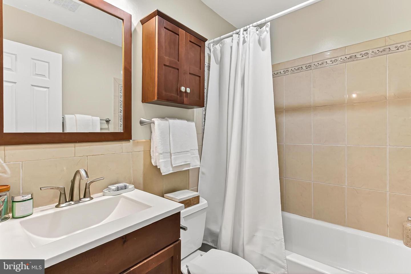 805 GREEN ST, ALEXANDRIA, Virginia 22314, 4 Bedrooms Bedrooms, ,3 BathroomsBathrooms,Residential,For sale,805 GREEN ST,VAAX2050342 MLS # VAAX2050342 805 GREEN ST, ALEXANDRIA, Virginia 22314, 4 Bedrooms Bedrooms, ,3 BathroomsBathrooms,Residential,For sale,805 GREEN ST,VAAX2050342 MLS # VAAX2050342