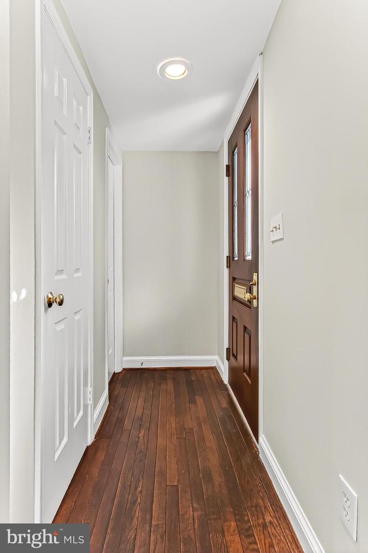 805 GREEN ST, ALEXANDRIA, Virginia 22314, 4 Bedrooms Bedrooms, ,3 BathroomsBathrooms,Residential,For sale,805 GREEN ST,VAAX2050342 MLS # VAAX2050342 805 GREEN ST, ALEXANDRIA, Virginia 22314, 4 Bedrooms Bedrooms, ,3 BathroomsBathrooms,Residential,For sale,805 GREEN ST,VAAX2050342 MLS # VAAX2050342