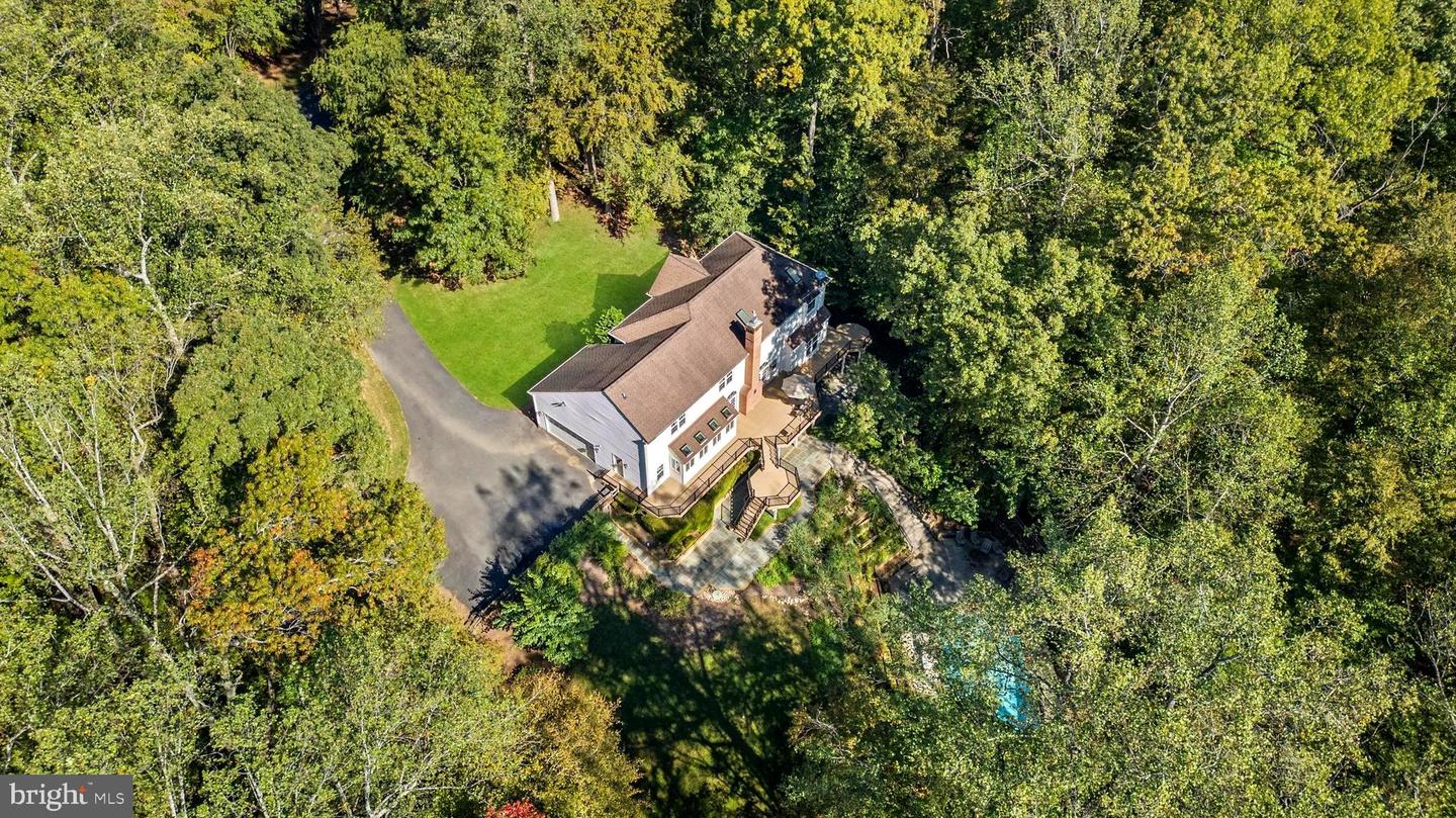 12409 CLIFTON HUNT DR, CLIFTON, Virginia 20124, 5 Bedrooms Bedrooms, ,3 BathroomsBathrooms,Residential,For sale,12409 CLIFTON HUNT DR,VAFX2269594 MLS # VAFX2269594 12409 CLIFTON HUNT DR, CLIFTON, Virginia 20124, 5 Bedrooms Bedrooms, ,3 BathroomsBathrooms,Residential,For sale,12409 CLIFTON HUNT DR,VAFX2269594 MLS # VAFX2269594